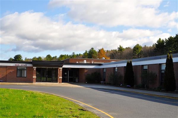Reeds Ferry School